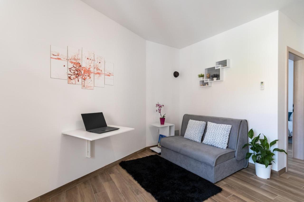 Apartman Palada Appartement Žminj Buitenkant foto